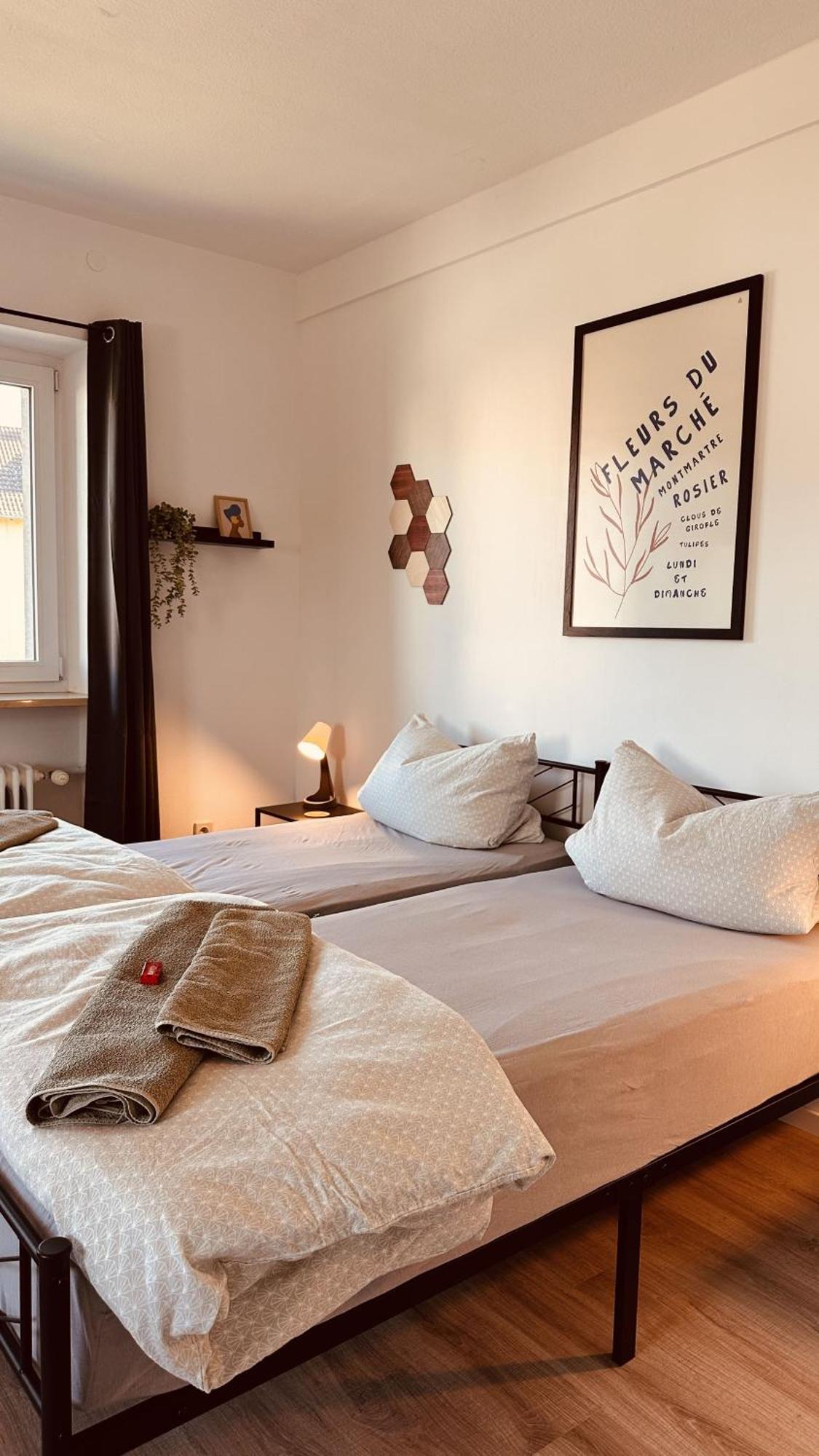 Apartment Mit Netflix - Parken - Kueche - Bad Weiden in der Oberpfalz Bagian luar foto